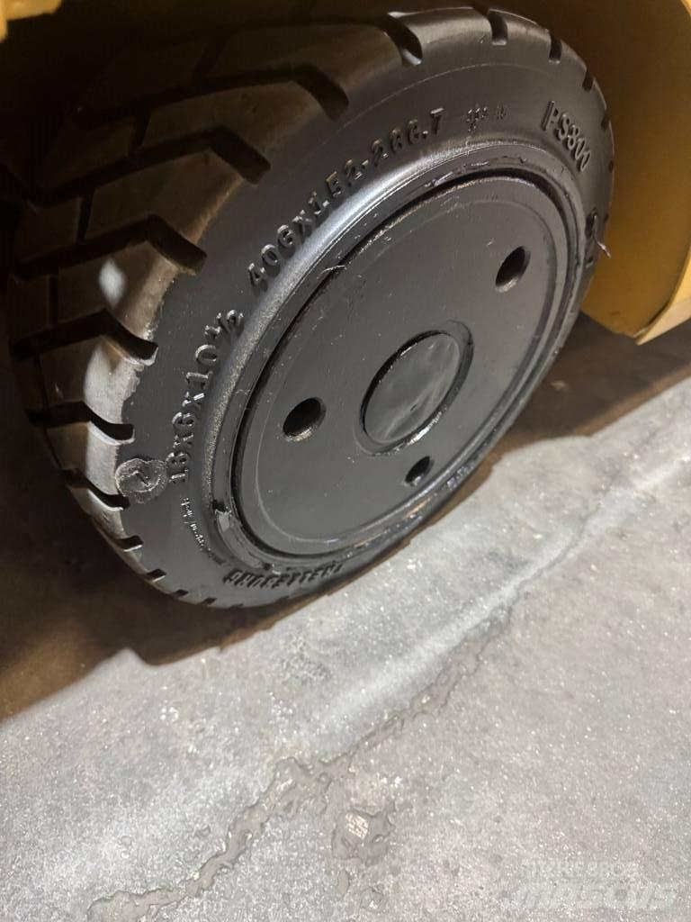 CAT EC30N2 Elektrische heftrucks
