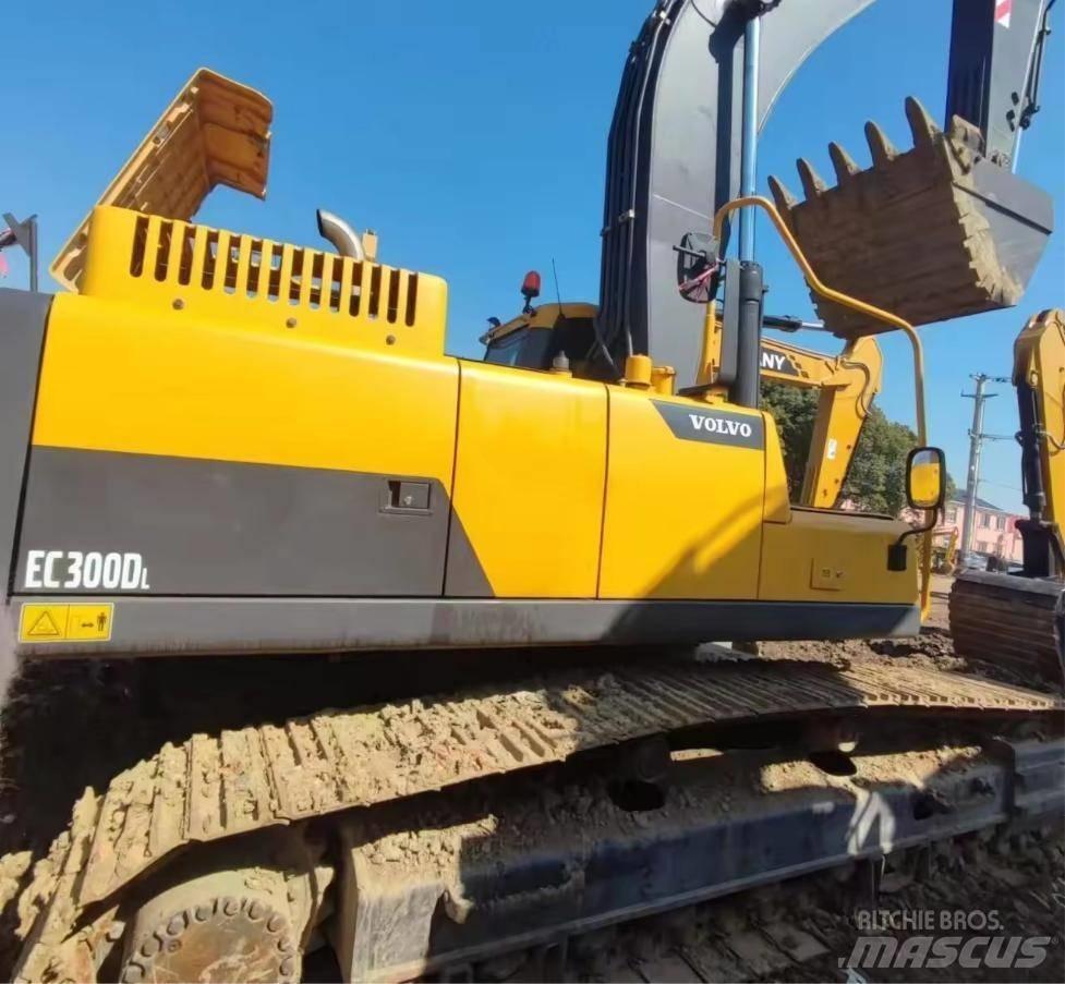 Volvo EC 300 D L Rupsgraafmachines