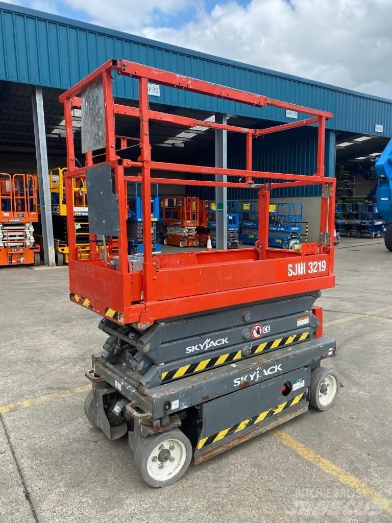 SkyJack SJ 3219 Schaarhoogwerkers