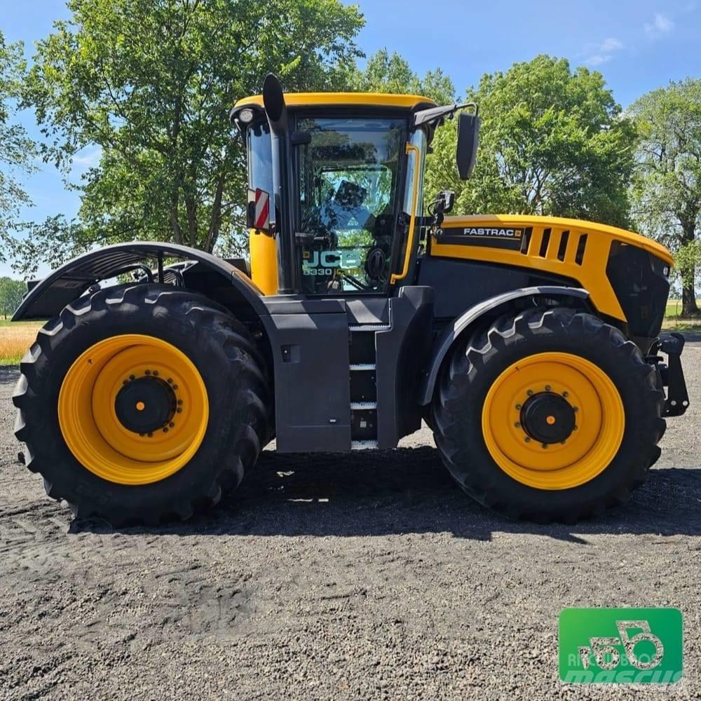 JCB FASTRAC 8330 Tractoren