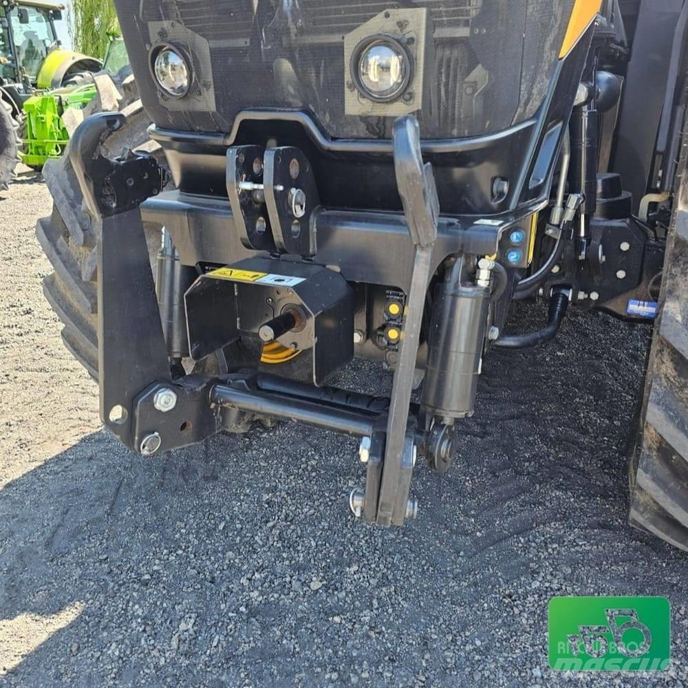 JCB FASTRAC 8330 Tractoren