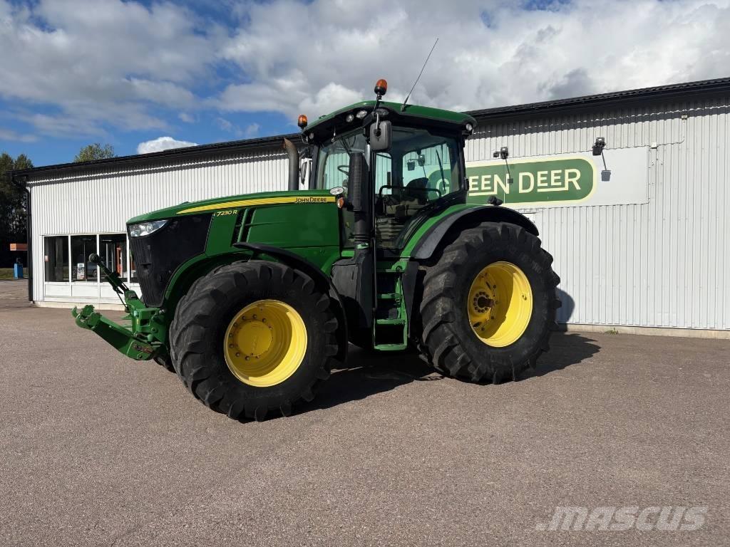 John Deere 7230 R Tractoren