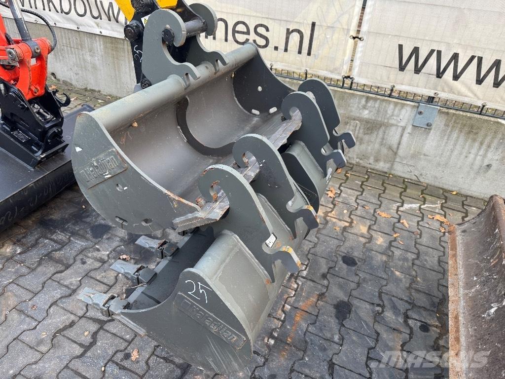 Komatsu PC 26 MR-3 Minigraafmachines < 7t