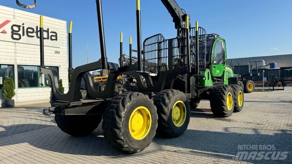 John Deere 1210 E Uitrijwagens