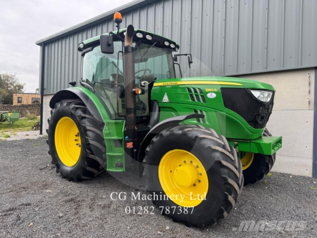 John Deere 6150 R Tractoren
