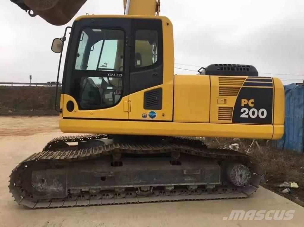 Komatsu PC 200-8 Rupsgraafmachines