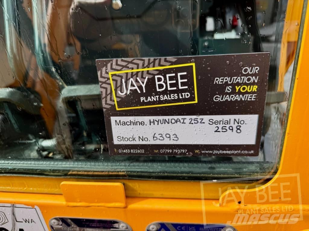 Hyundai R25Z-9 AK Minigraafmachines < 7t