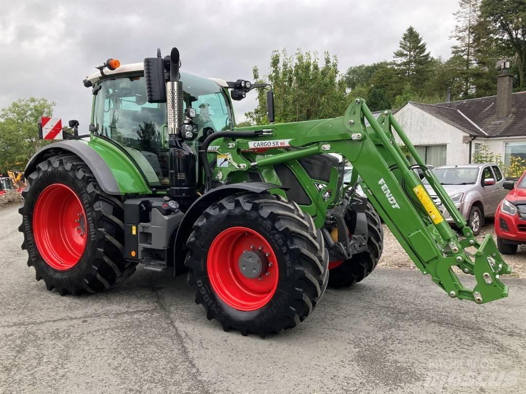 Fendt 724 Profi Plus Tractoren