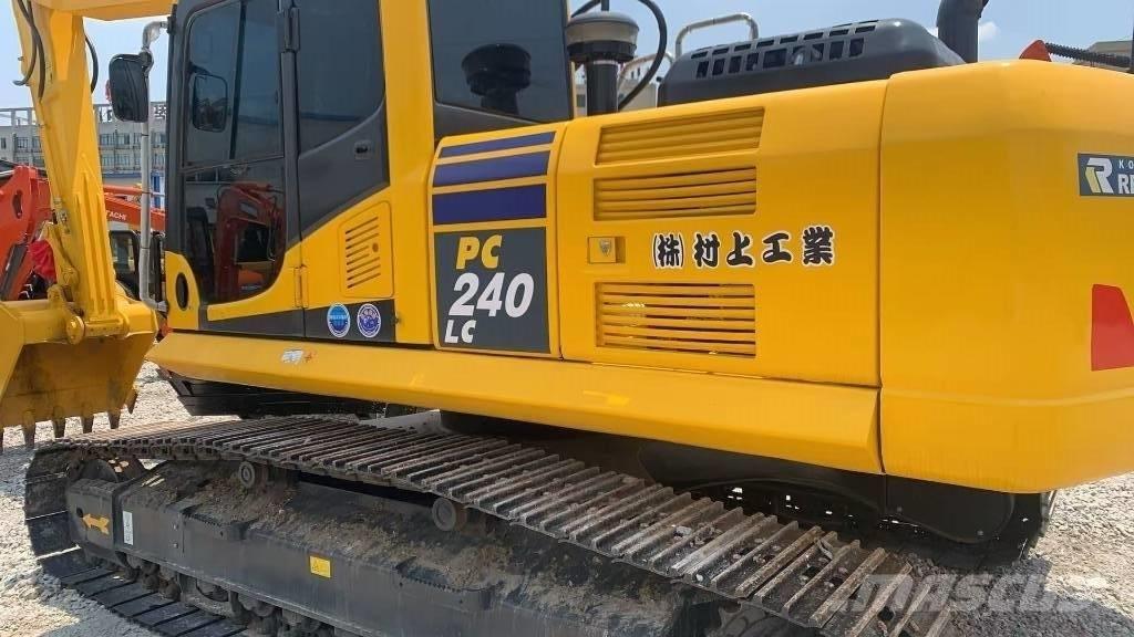Komatsu PC 240 LC Rupsgraafmachines