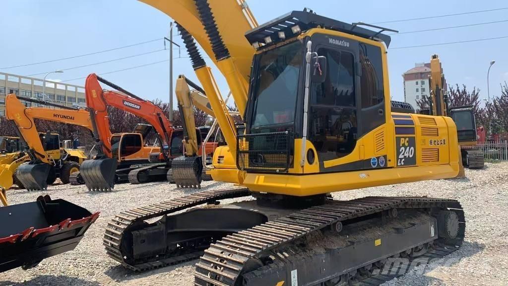 Komatsu PC 240 LC Rupsgraafmachines