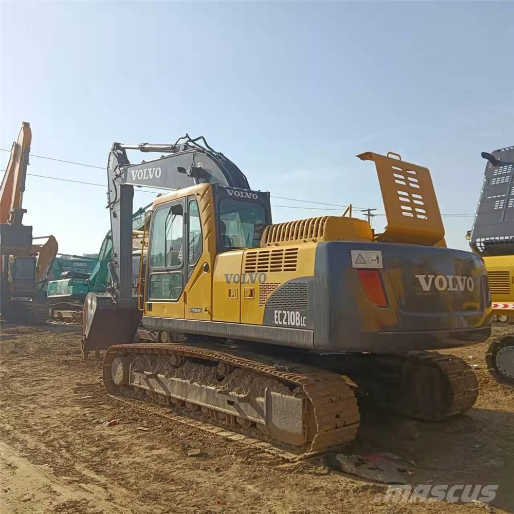 Volvo EC210B Rupsgraafmachines