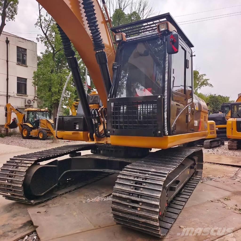 CAT 320 D2L Rupsgraafmachines