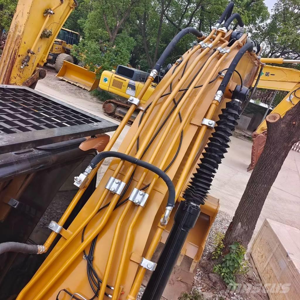 CAT 320 D2L Rupsgraafmachines