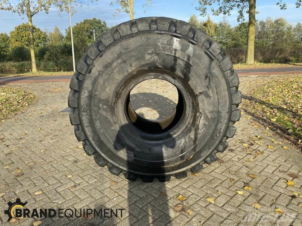  Band - 29.5-R25 Banden, wielen en velgen