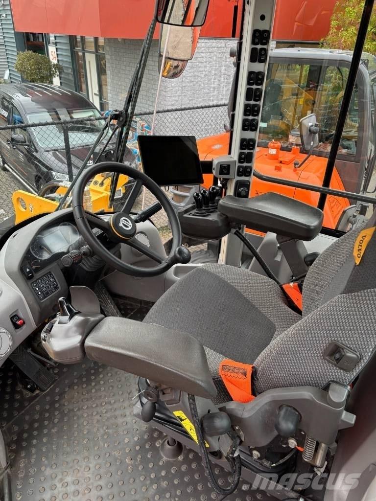 Volvo L 120 H Wielladers