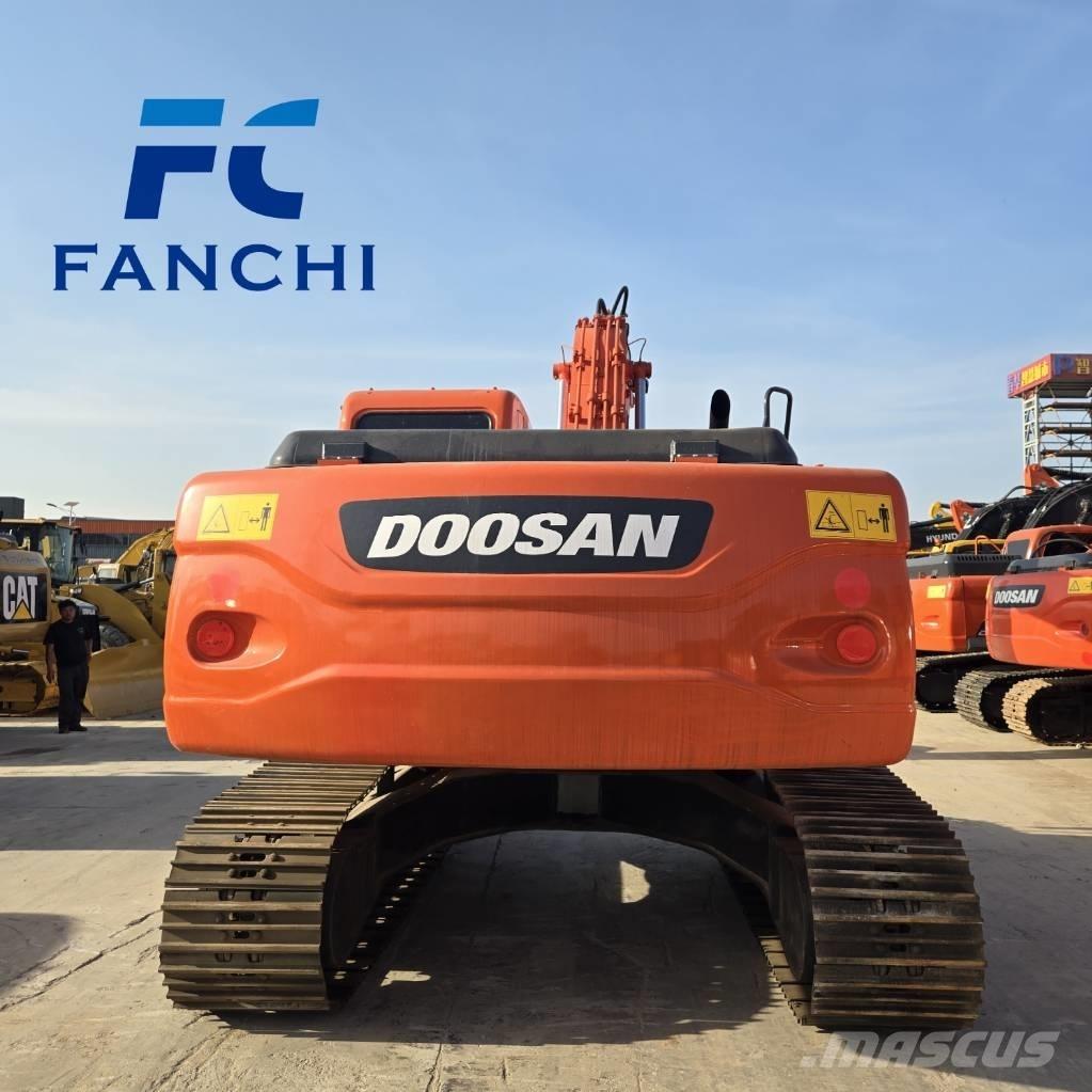 Doosan DX 225 LC Rupsgraafmachines