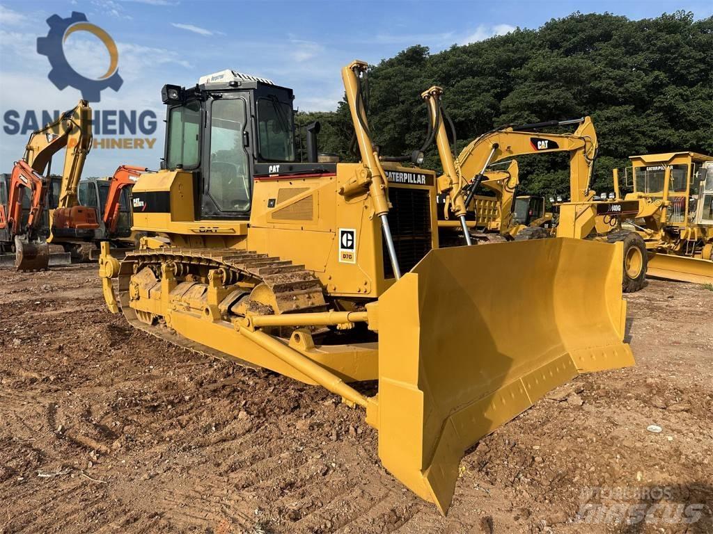 CAT D7G Rupsdozers