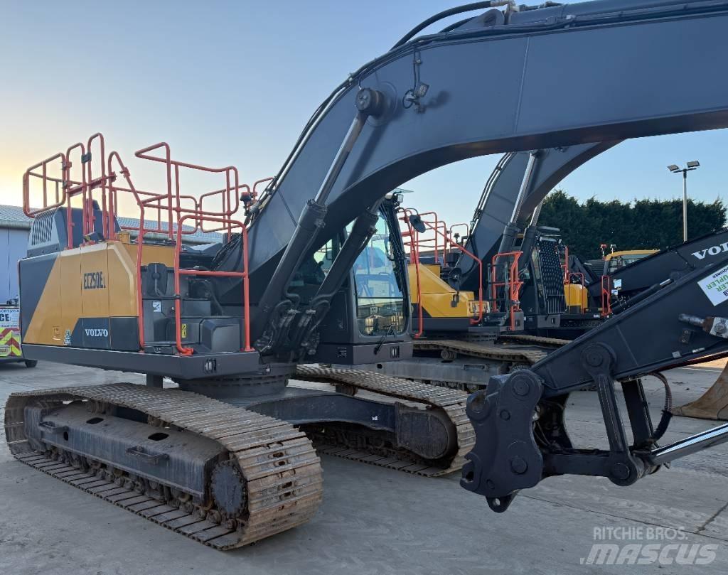 Volvo EC 250 EL Rupsgraafmachines
