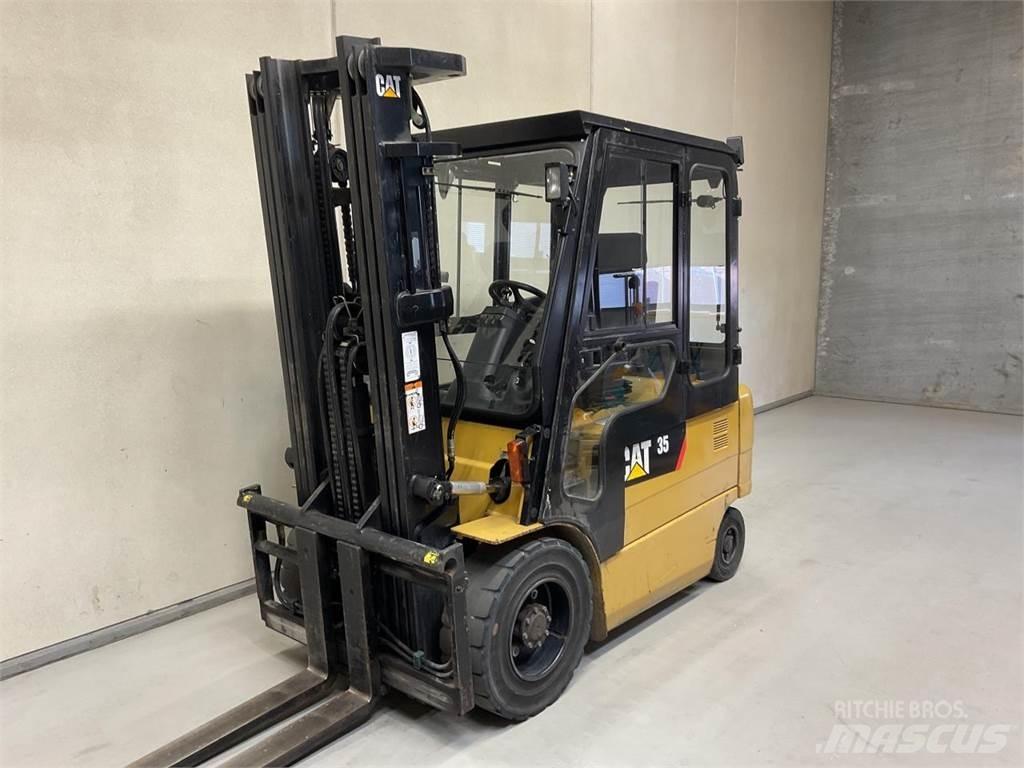 CAT EP35K-PAC Elektrische heftrucks