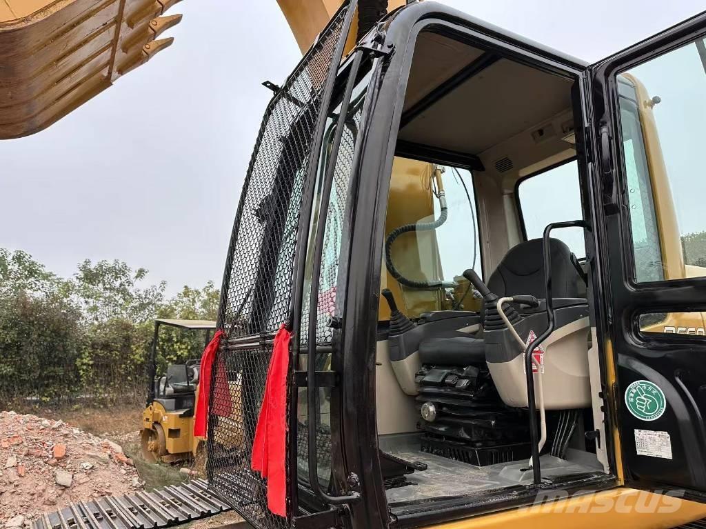 CAT 320 C Rupsgraafmachines