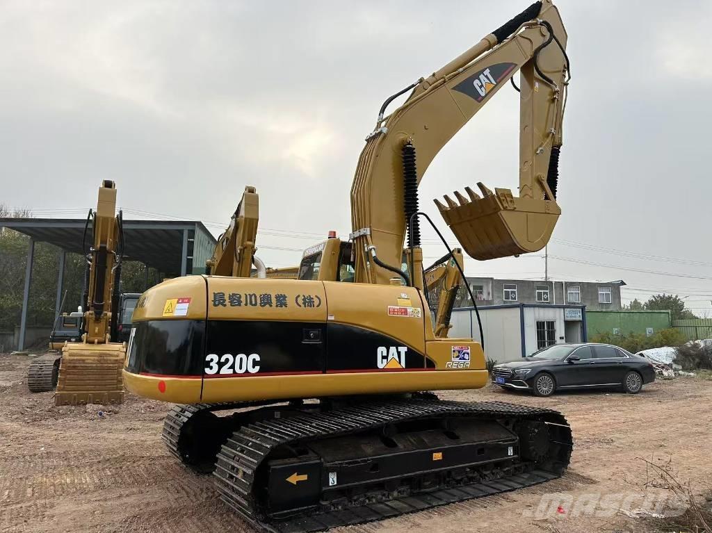 CAT 320 C Rupsgraafmachines