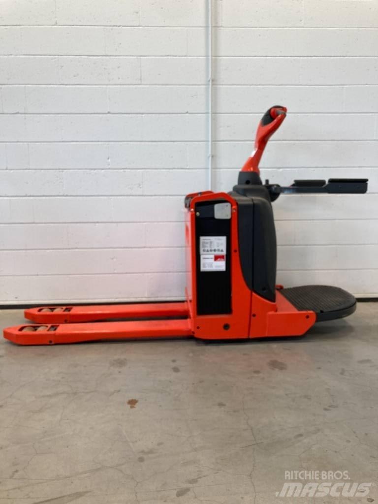 Linde T16P/1151-02 Pallettruck met meerij platform