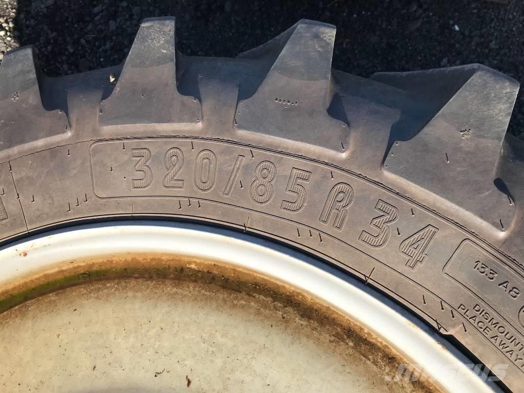  Misc Row Crop Welded Banden, wielen en velgen