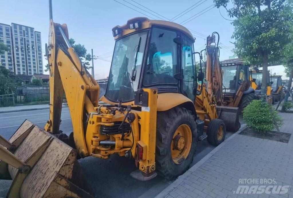 JCB 3 CX Graaf-laadcombinaties