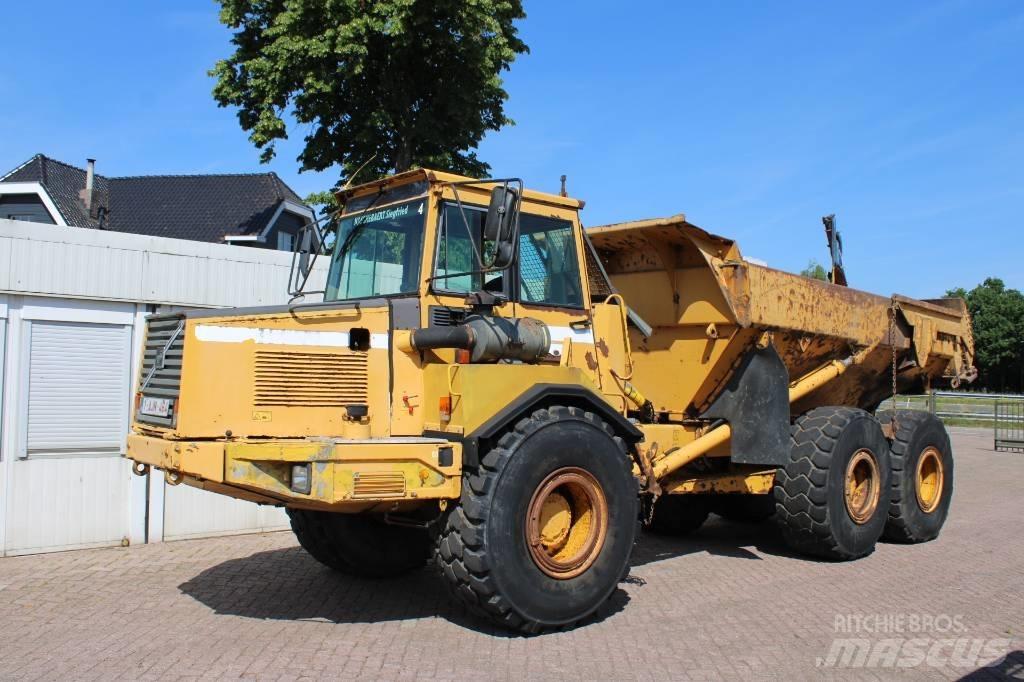 Volvo A 25 C 6x6 Knik dumptrucks