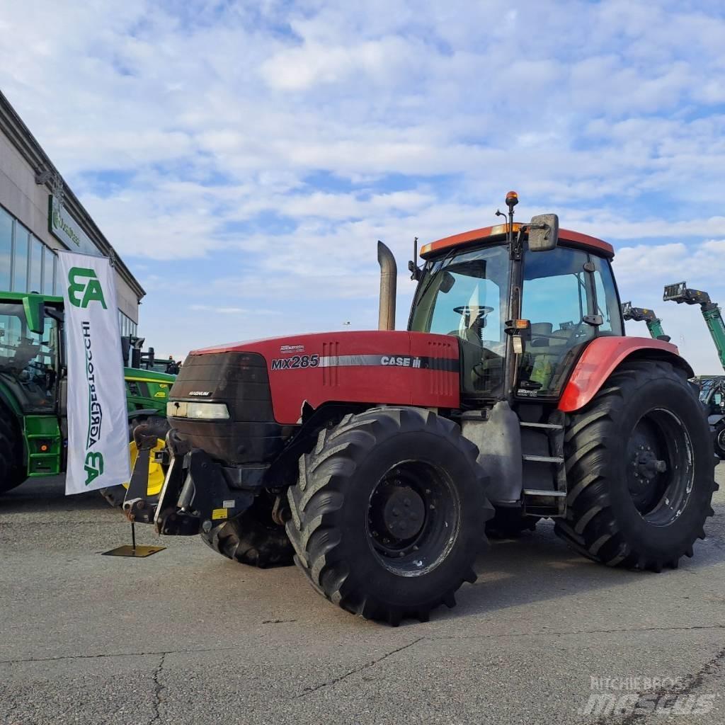 CASE MAGNUM  MX 285 Tractoren