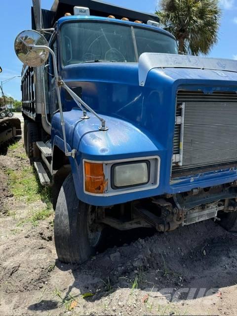 Mack CH613 8x4 2002 Kipper