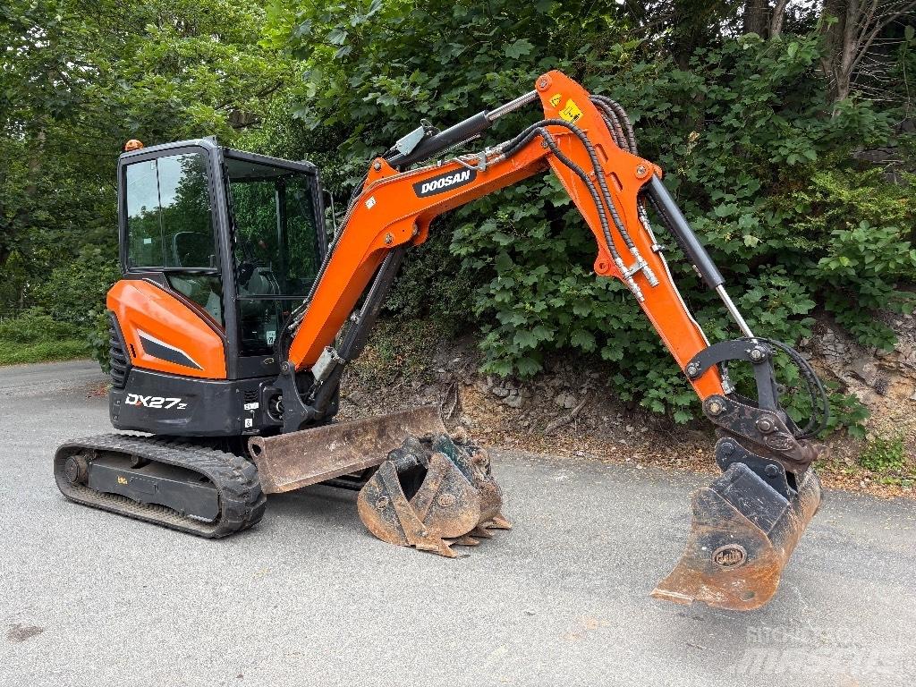 Doosan DX 27 Z Minigraafmachines < 7t