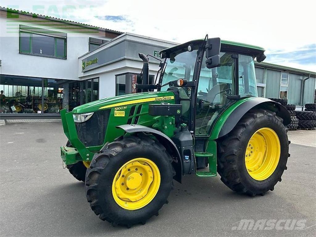 John Deere 5100m Tractoren