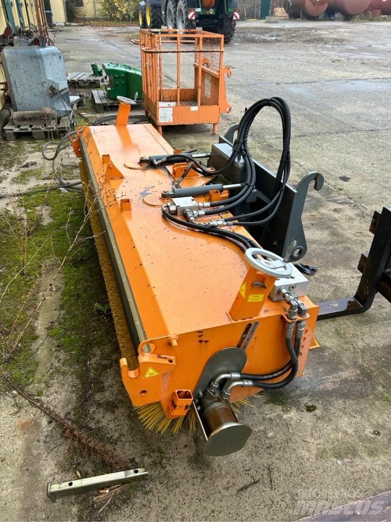Bema 30 Dual Veegmachines