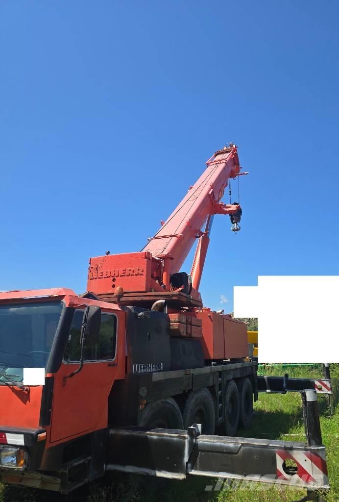 Liebherr LTM 1090-2 Kranen voor alle terreinen