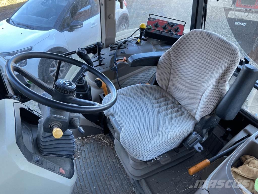 John Deere 5075M Tractoren