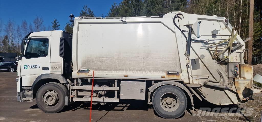 Volvo FM 330 Vuilniswagens