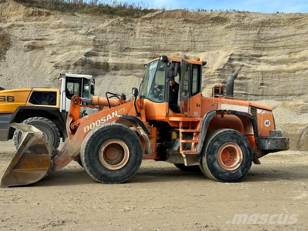 Doosan DL 300 Wielladers