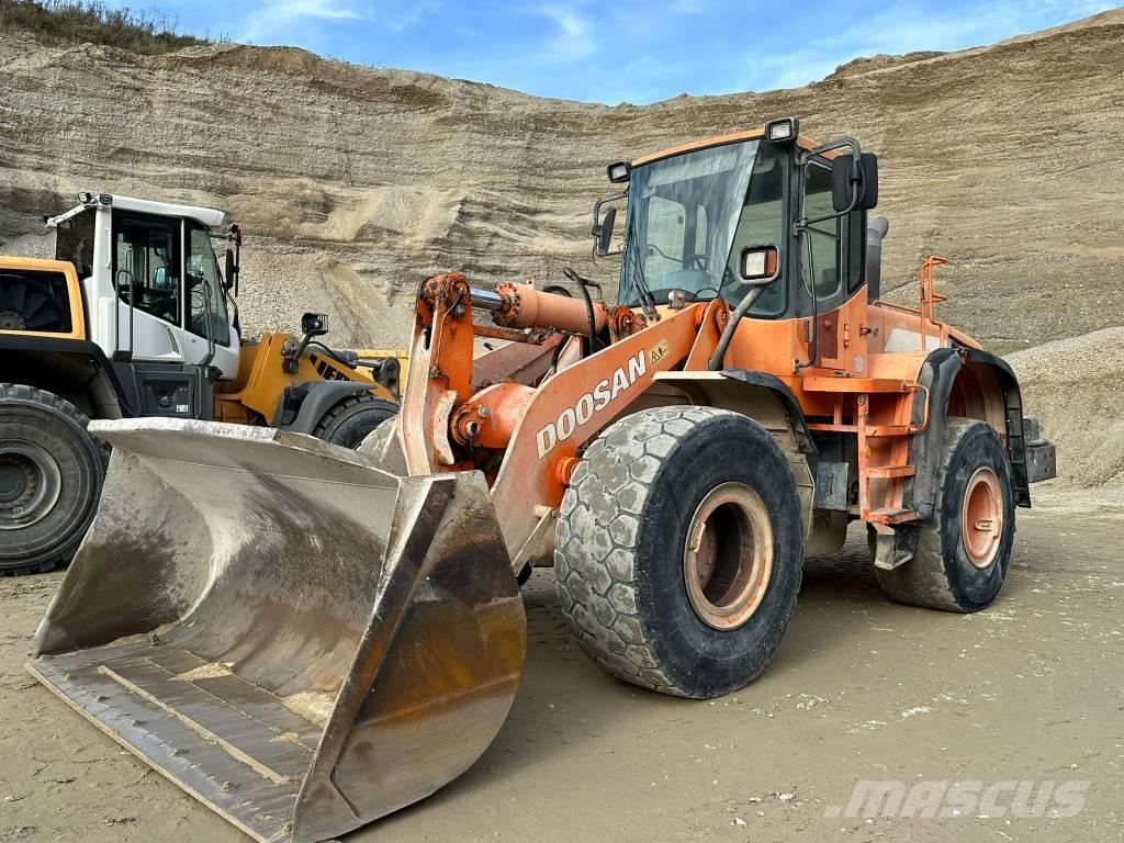 Doosan DL 300 Wielladers