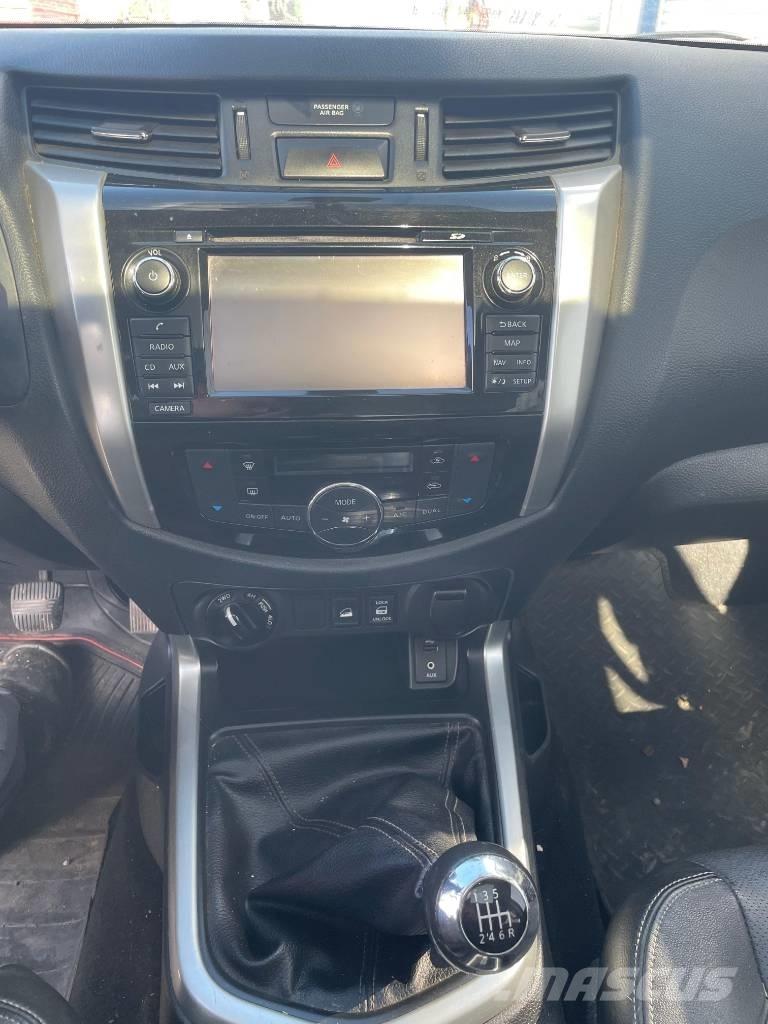 Nissan Navara Bestelwagens met open laadbak