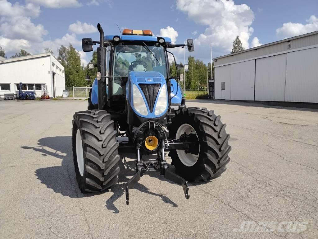 New Holland T6090 Tractoren