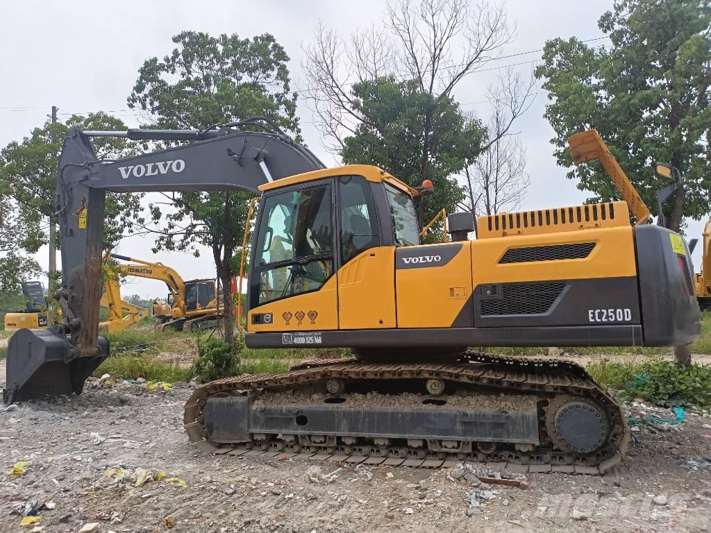 Volvo ec250 Rupsgraafmachines