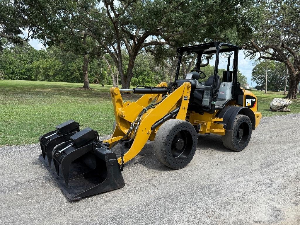 CAT 908 H Wielladers