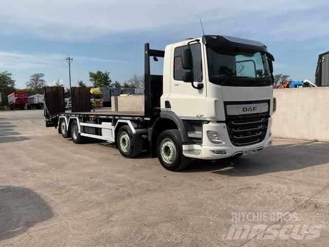 DAF CF 450 Vrachtwagen met vlakke laadvloer en lier