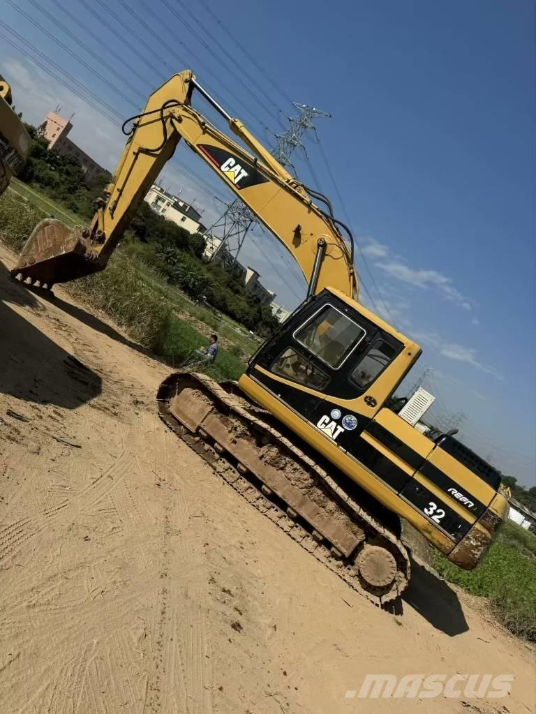 CAT 320 B Rupsgraafmachines