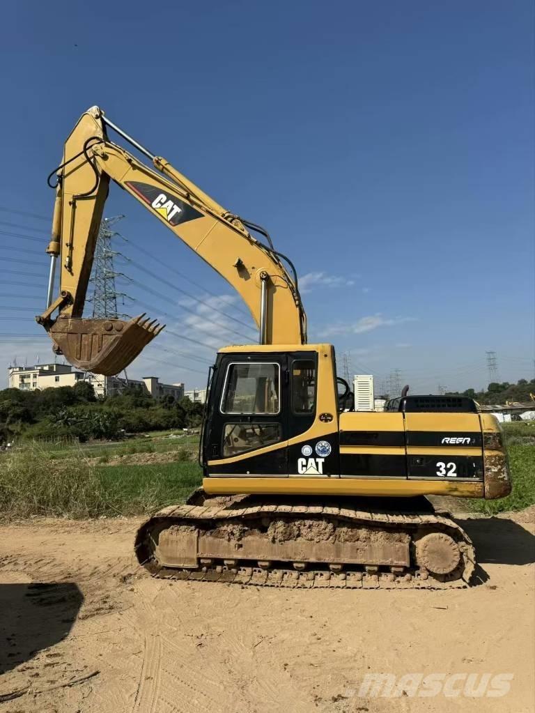 CAT 320 B Rupsgraafmachines