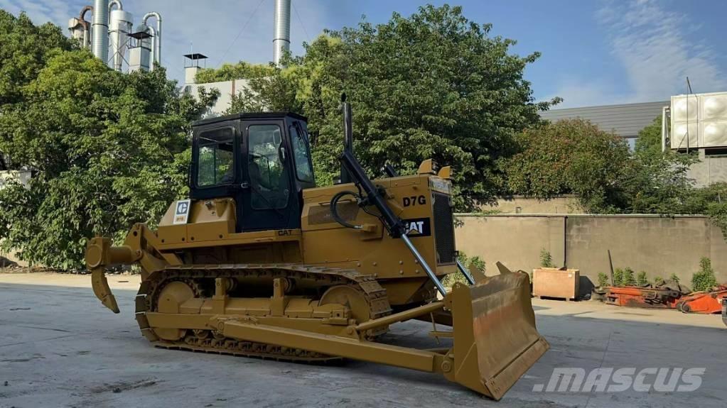 CAT D7G Rupsdozers