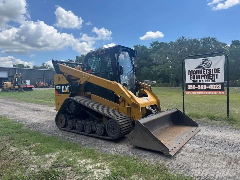 CAT 297 D XPS Schrankladers