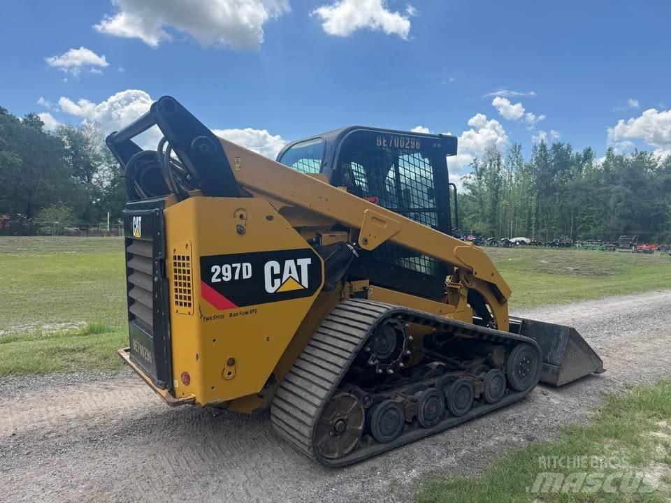 CAT 297 D XPS Schrankladers