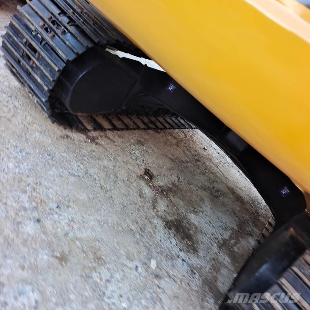 CAT 320 D2 Rupsgraafmachines